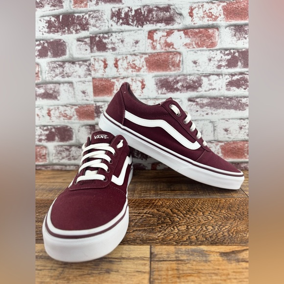 Vans Off The Wall Women’s Low Top Canvas Sneakers, US Size 9.5, Maroon and White - Picture 11 of 12